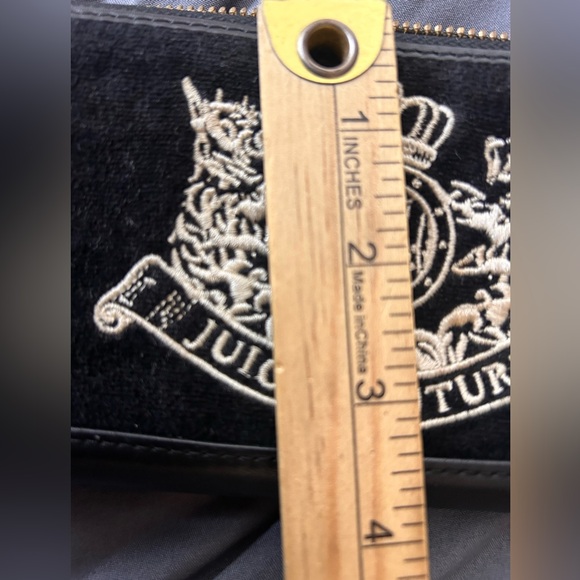 Juicy Couture Scottie Charm Y2K Wallet - Picture 10 of 10